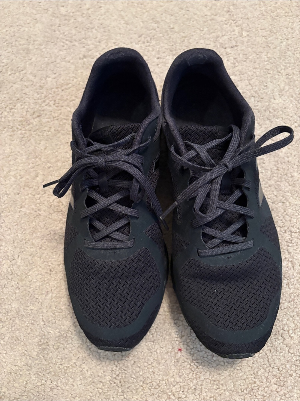 New Balance Women’s Black Athletic Sneakers 9
